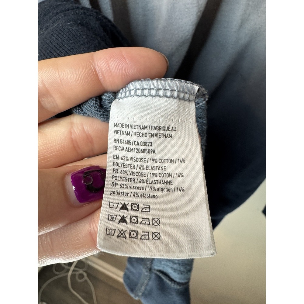 American Eagle Womens Blue Ombre Long Sleeve Sweater With Slit Sides Size Small - Picture 12 of 12
